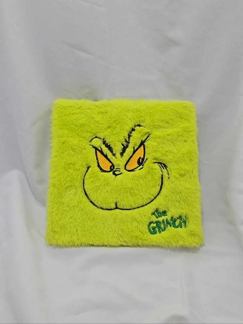 NEW The Grinch 16 Shade Eyeshadow Palette W/ Mirror Furry Cover Beauty Cosmetic